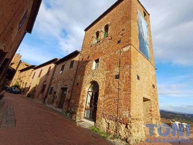 Foto Appartamento a Certaldo Certaldo Alto di 90 m² con 4 locali in vendita