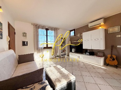 Foto Appartamento a Cecina di 74 m² con 3 locali in vendita