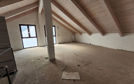 Foto Villa unifamiliare a Caselette Centro di 136 m² con 5 locali
