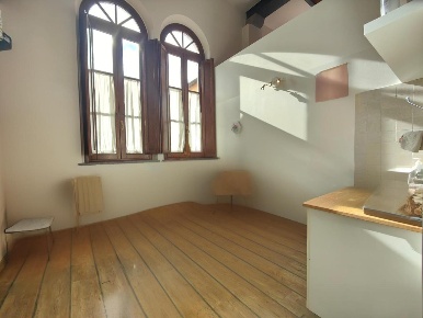 Foto Negozio a Fucecchio Centro di 80 m² con 5 locali in vendita