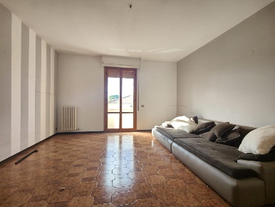 Foto Appartamento a Fucecchio Centro di 133 m² con 7 locali in vendita