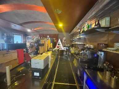 Foto Bar a Villafranca di Verona di 140 m² con 3 locali in vendita