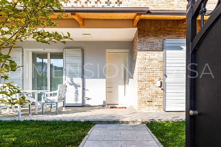 Foto Villa unifamiliare a Carpi di 153 m² con 8 locali in vendita