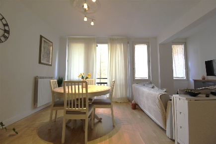 Foto Appartamento a Poggibonsi Centro di 93 m² con 3 locali in vendita