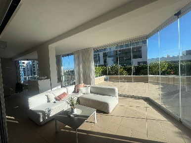 Foto Appartamento a Bari Poggiofranco di 220 m² con 5 locali in vendita