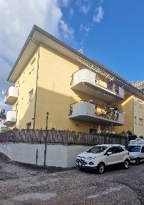 Foto Appartamento in VIA DON MILANI 4, Cisterna di Latina Centro di 50 m²