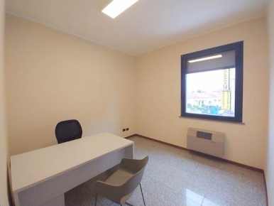 Foto Ufficio a Borgo Virgilio di 16 m² con 1 locali in affitto