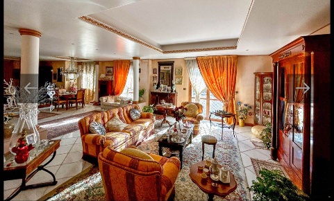 Foto Appartamento in Via Franca Maria Gianni, Siracusa di 415 m² in vendita