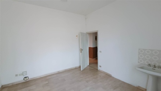 Foto Ufficio a Borgo San Lorenzo Centro di 20 m² con 1 locali in affitto