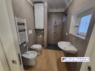 Foto Appartamento in Via Ulisse Salis, Milano Affori di 90 m² con 4 locali