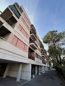 Foto Box in Via luigi chiala 125, Roma Nuovo Salario di 22 m² in vendita