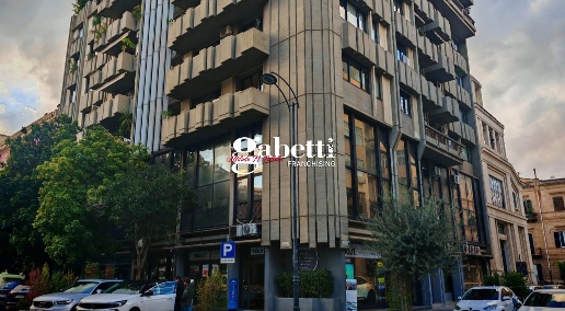 Foto Ufficio in Via Messina 15, Palermo Politeama - Ruggiero Settimo