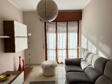 Foto Appartamento in Via Bianchi 29, Settimo Milanese Centro di 75 m²