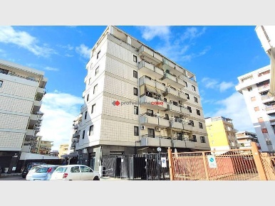 Foto Appartamento in Via Ciampoli 1, Foggia Rione Martucci - Diaz di 96 m²
