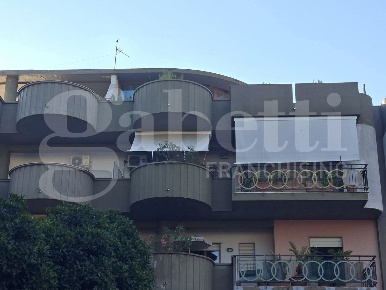 Foto Attico in ACHILLE DE PASCALE, Bari Santo Spirito di 90 m² con 3 locali