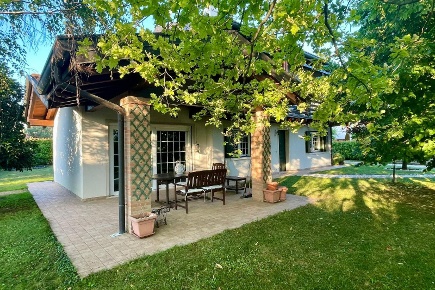 Foto Villa singola in Via Leopardi 29/F, Fontanafredda di 202 m² in vendita