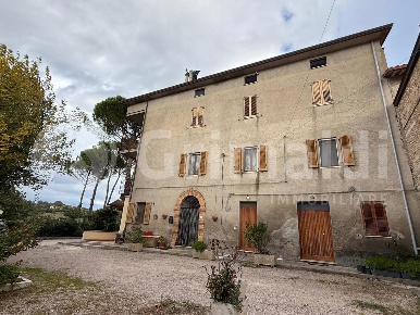 Foto Duplex in sp 340, Marsciano di 130 m² con 5 locali in vendita