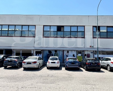Foto Capannone industriale a Venezia Marghera - Catene di 950 m² in vendita