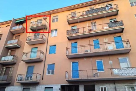 Foto Appartamento in Via del Giordano  56, Cremona Centro di 96 m² all'asta