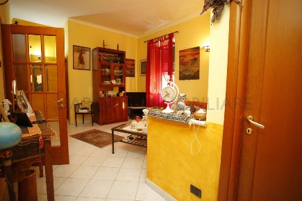 Foto Appartamento in via carriona di ravaccione, Carrara di 96 m²