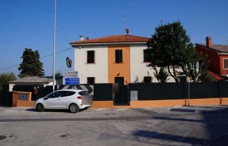 Foto Appartamento in Strada Rondello, Pesaro Candelara di 81 m² all'asta