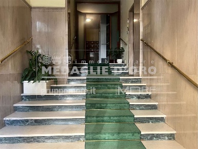 Foto Appartamento in Viale Medaglie d'Oro 48, Modena di 74 m² con 3 locali