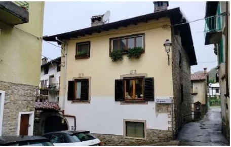 Foto Appartamento in Via al Pozzo, Barzio Centro di 110 m² con 6 locali