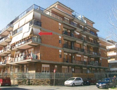 Foto Appartamento in Via la Spezia, Pomezia Torvaianica - Centro di 82 m²