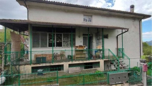 Foto Appartamento in Via dei Portici  13, Provaglio Val Sabbia di 240 m²