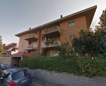 Foto Appartamento in Via Cerisano, Roma Anagnina di 125 m² con 1 locali