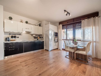 Foto Appartamento in VIA MEUCCIO RUINI 64, Reggio nell'Emilia di 78 m²