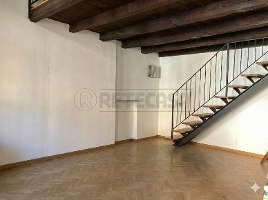 Foto Loft in VIA XX SETTEMBRE, Crema di 128 m² con 2 locali in vendita
