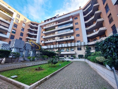 Foto Appartamento in Via del Perugino, Fiumicino Parco Leonardo di 60 m²
