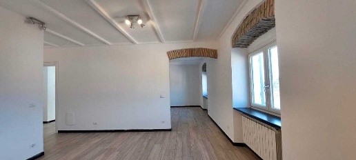 Foto Appartamento in Via Felice Cascione, Imperia Porto Maurizio di 106 m²