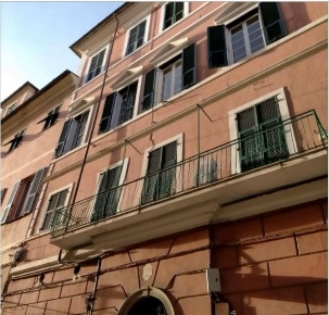 Foto Appartamento in Via Felice Cascione 30, Imperia Porto Maurizio