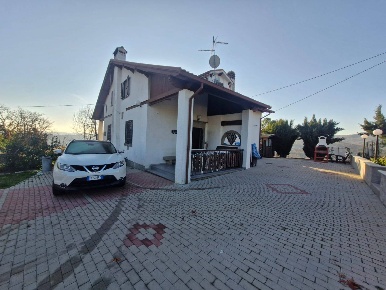 Foto Villa singola in via puianello, Castelvetro di Modena di 150 m²