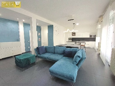 Foto Appartamento in Viale Cavour 300 Mt. da Piazza Garibaldi, Teramo