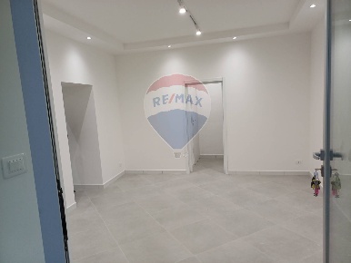 Foto Locale commerciale in via Corallo, Chiaramonte Gulfi Centro di 45 m²