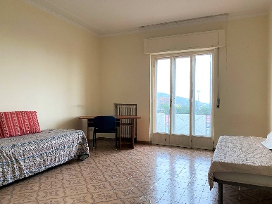 Foto Appartamento in via San Brunone di Colonia, Catanzaro di 200 m²