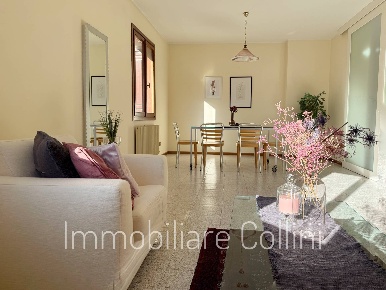 Foto Casa indipendente in via del Cet, Osoppo Centro di 210 m² con 7 locali