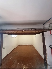 Foto Box in Via Enrico Coleman, Terracina Lungomare Circe, Via Badino