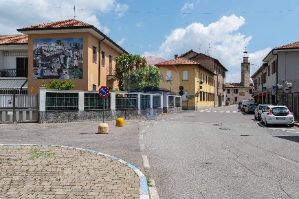 Foto Case semi ndipendenti in Via Garibaldi, Dairago di 192 m² con 3 locali