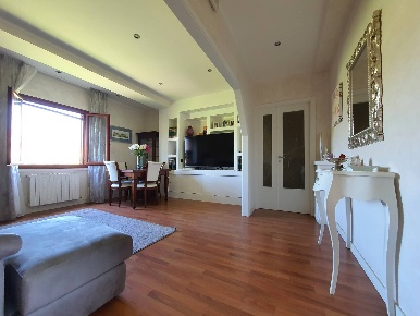 Foto Appartamento in via Sant'Anna, Settingiano di 135 m² con 4 locali