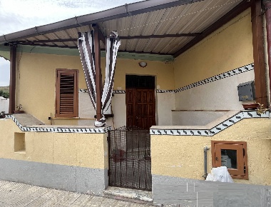 Foto Villa a schiera in Via Ventotto Ottobre, Catanzaro Santa Maria