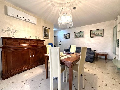 Foto Appartamento in Viale dei Feaci, Squillace Squillace Lido di 110 m²