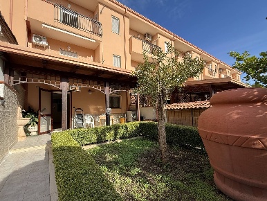 Foto Villa a schiera in Via Strada 13, Catanzaro Catanzaro Lido di 240 m²