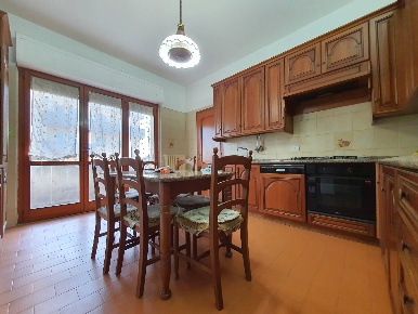 Foto Appartamento in viale Tommaso Campanella, Catanzaro di 160 m²