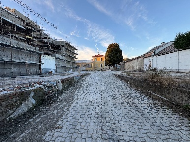 Foto Terreno residenziale in Via Fratelli Porro, Barlassina di 870 m²