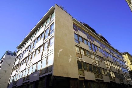 Foto Ufficio in Via Alfieri, Torino Piazza Solferino di 220 m² con 7 locali