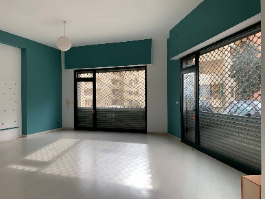 Foto Negozio in viale Barlaam da Seminara, Catanzaro Mater Domini - Cavita